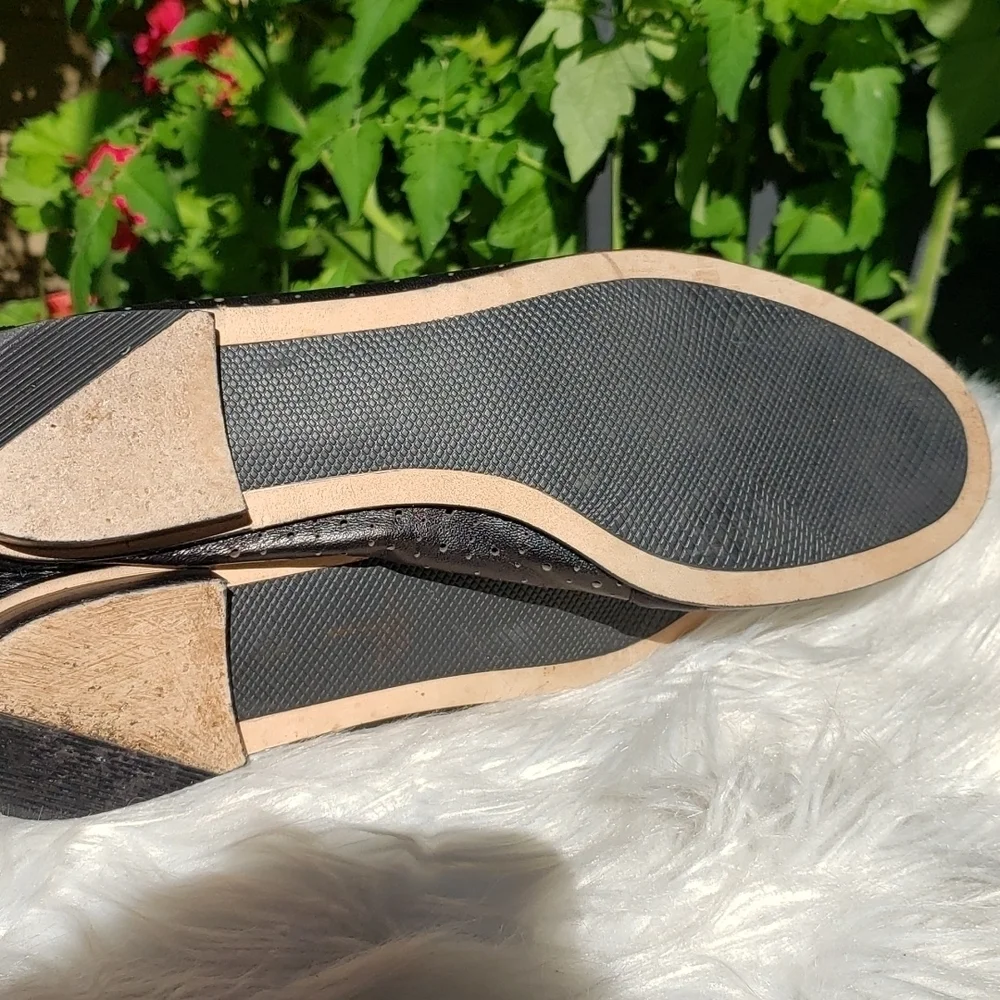 Vaneli Black Perforated Loafers satin bow 9S - Picture 9 of 9